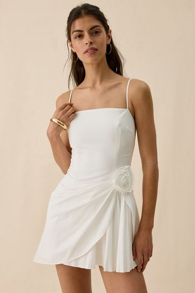 White Dresses for Women: Mini, Midi & Maxi | Urban Outfitters