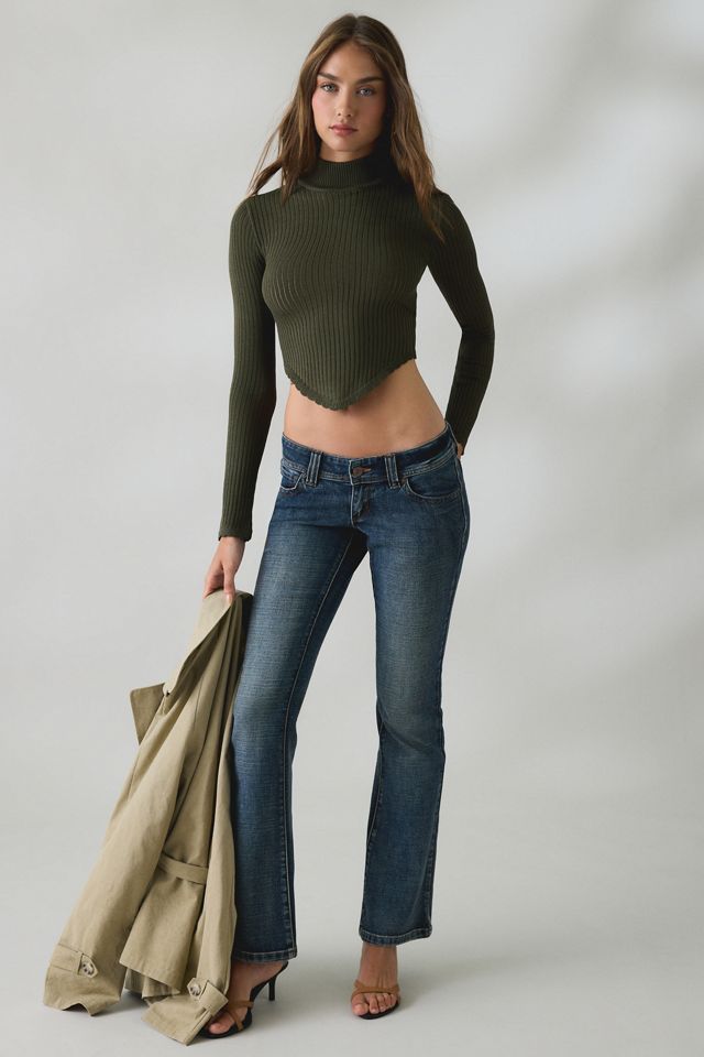 BDG Lizzy V-Hem Cropped Fitted Turtleneck Sweater #3