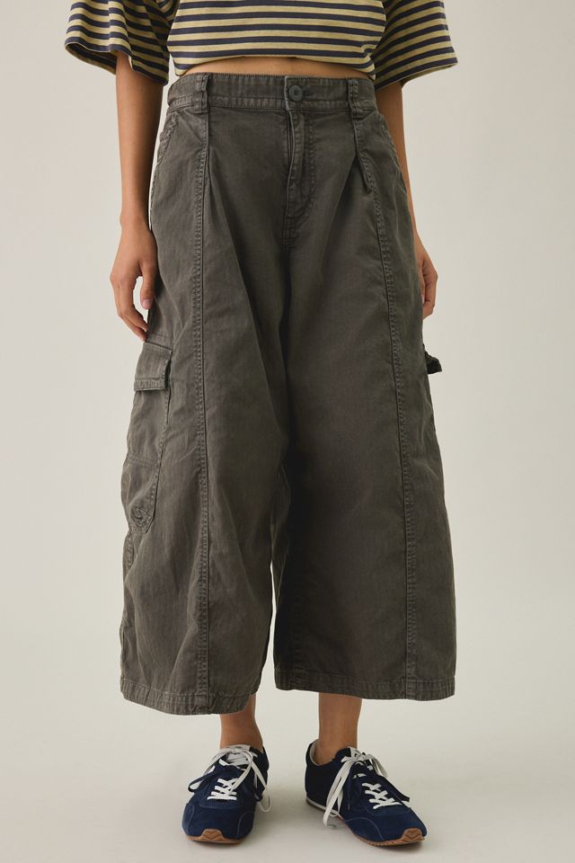 BDG Static Mid-Rise Cargo Culotte Pants #1