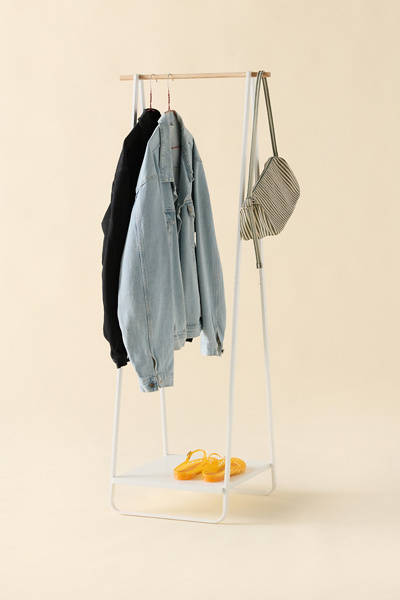 Cohen Free-Standing Steel Coat Rack | Urban Outfitters