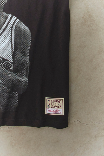 Mitchell & Ness NBA Throwback Legends Graphic Tee