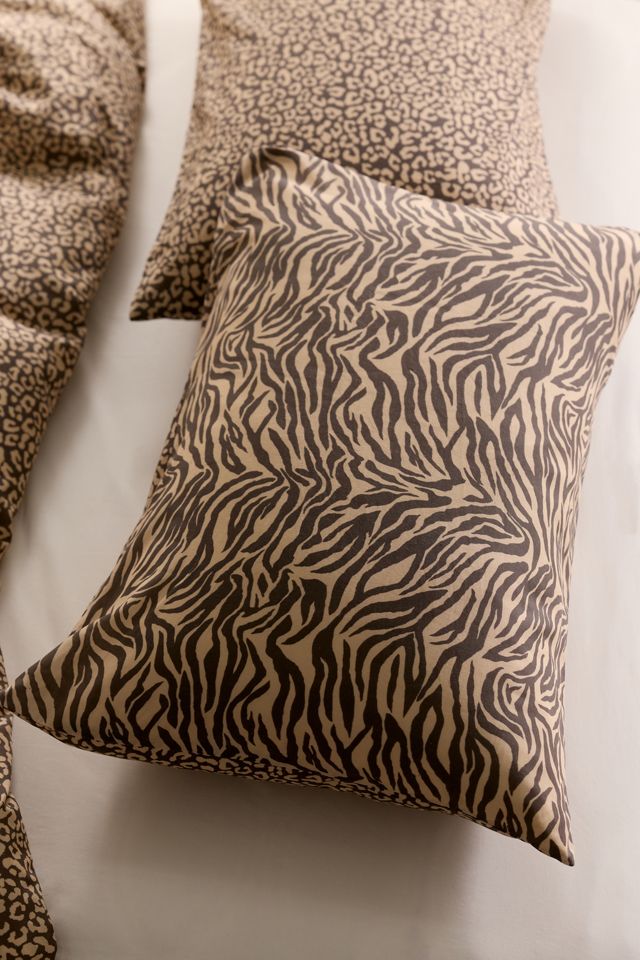 Sherri Reversible Animal Print Sham Set #1