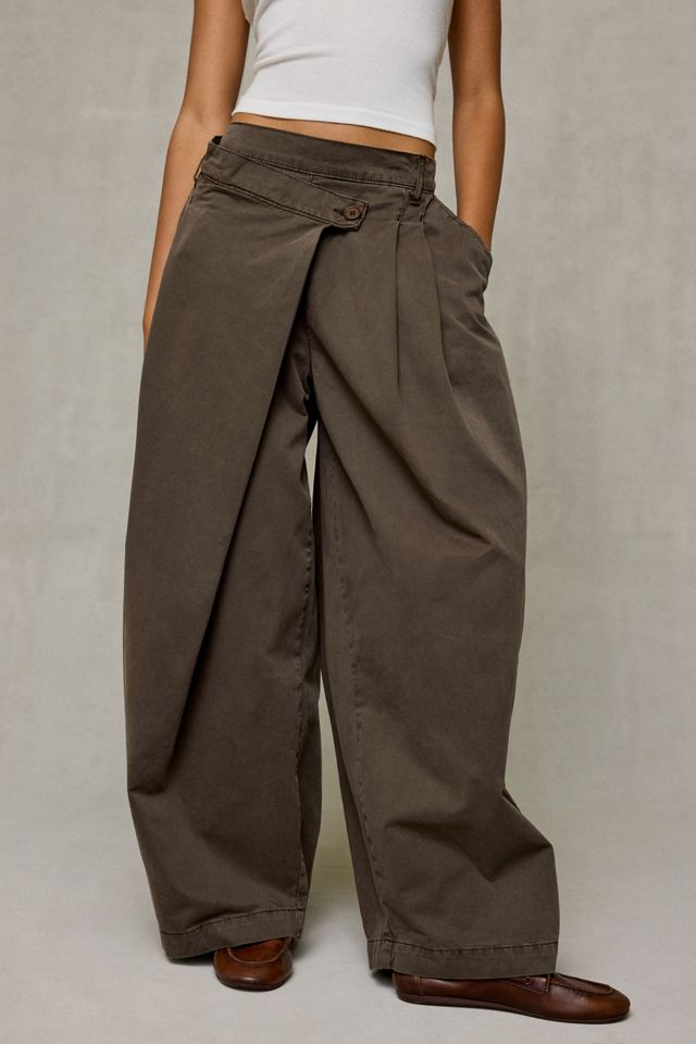 UO Maddie Crisscross Waistband Pleated Trousers #1
