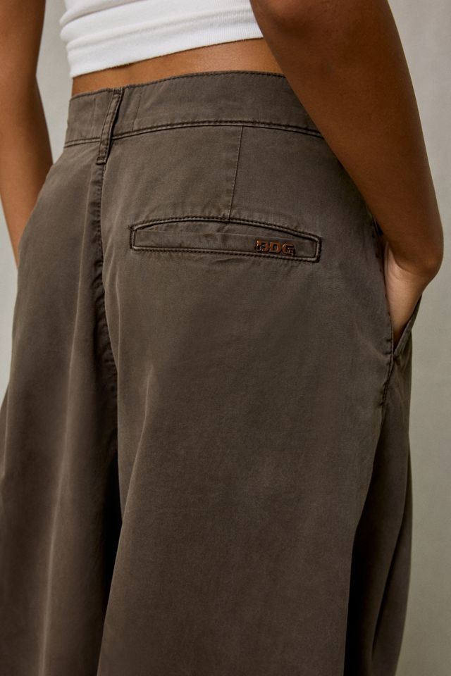 UO Maddie Crisscross Waistband Pleated Trousers #3