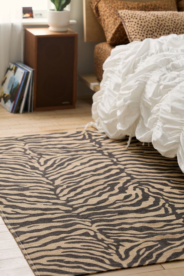Reversible Animal Print Braided Rug #1