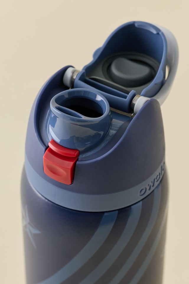 Owala FreeSip Soccer Collection 32 oz Water Bottle #1
