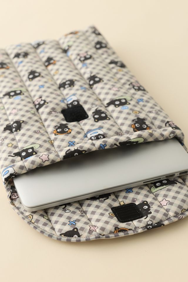 Housse pour ordinateur portable recyclée matelassée 16" BAGGU X Sanrio Chococat exclusive à UO #1