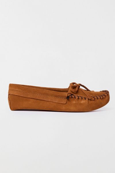 Minnetonka Women's Suede Kilty Softsole Moccasin