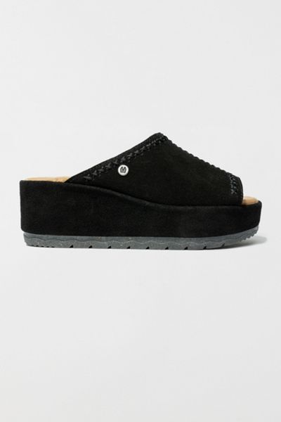 Minnetonka Suede Wedge Sandal