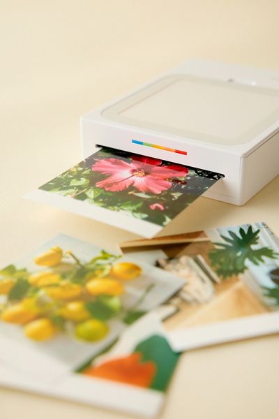 Polaroid Hi-Print 3" X 3" Photo Printer in White at Urban Outfitters