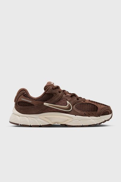 Nike Women's V5 RNR Low-Top Sneakers