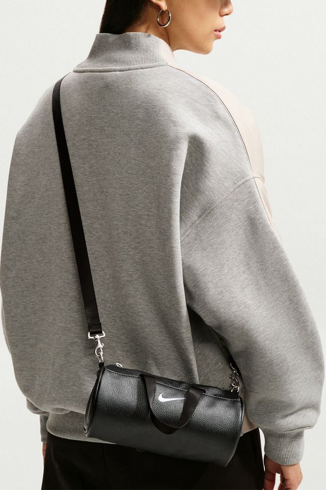 Nike Clash Mini Barrel Bag #1