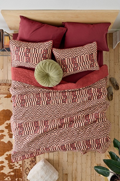 Jungalow Verona Geo Patterned Reversible Quilt Set