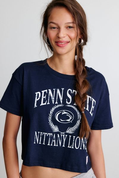 Mitchell & Ness NCAA Mascot Graphic Boxy Cropped Tee