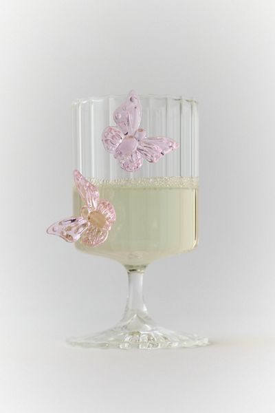 Verre à vin cannelé sculpté papillon