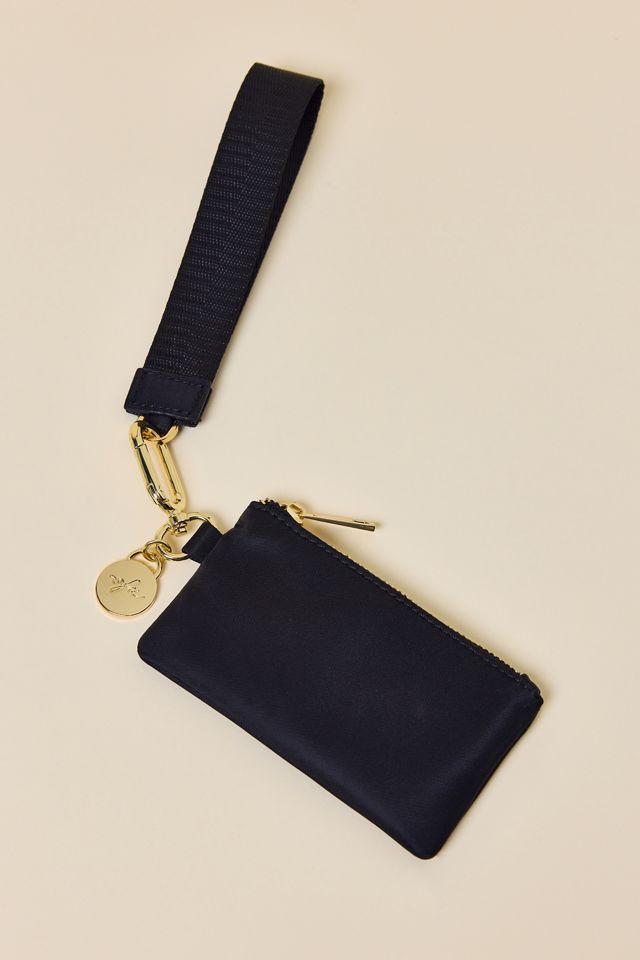 Pochette bracelet Bec Out From Under #1