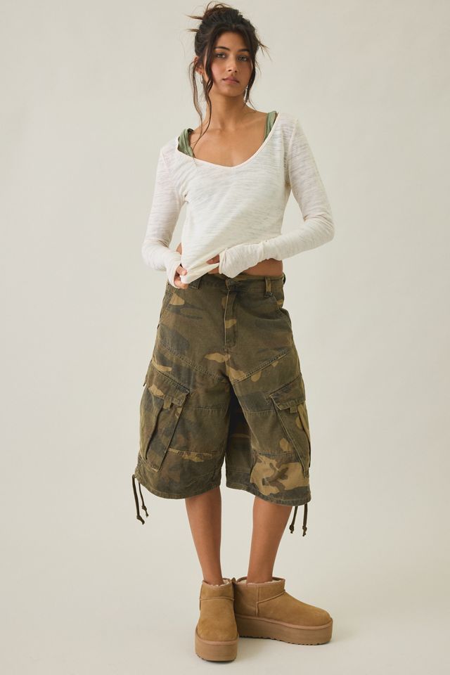 BDG Vivi Plunging Scoop Neck Long Sleeve Tee #3