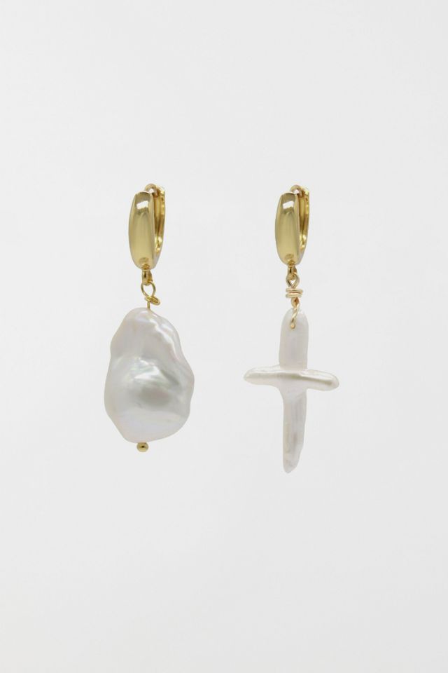 Velvet Luna Irregular Pearl Drop Earrings #1