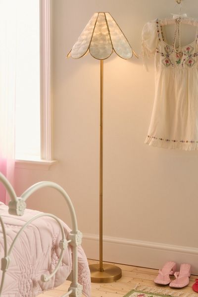 Riley Scalloped Capiz Floor Lamp