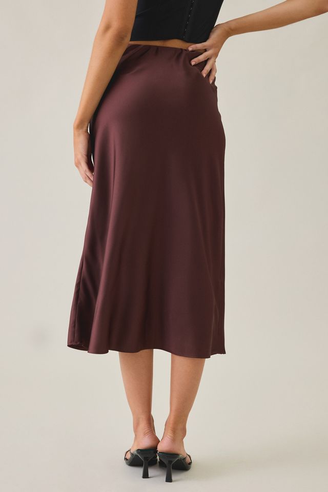 Glamorous Marvelous Maroon Low-Rise Bias Cut Satin Midi Skirt #4