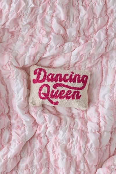 Dancing Queen Tufted Wool Throw Pillow