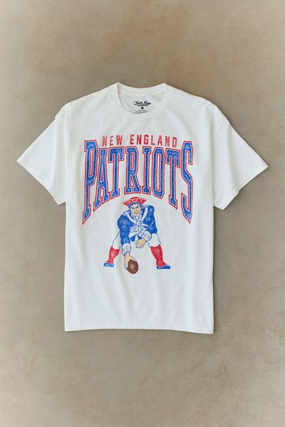 NFL New England Patriots Vintage Graphic Tee