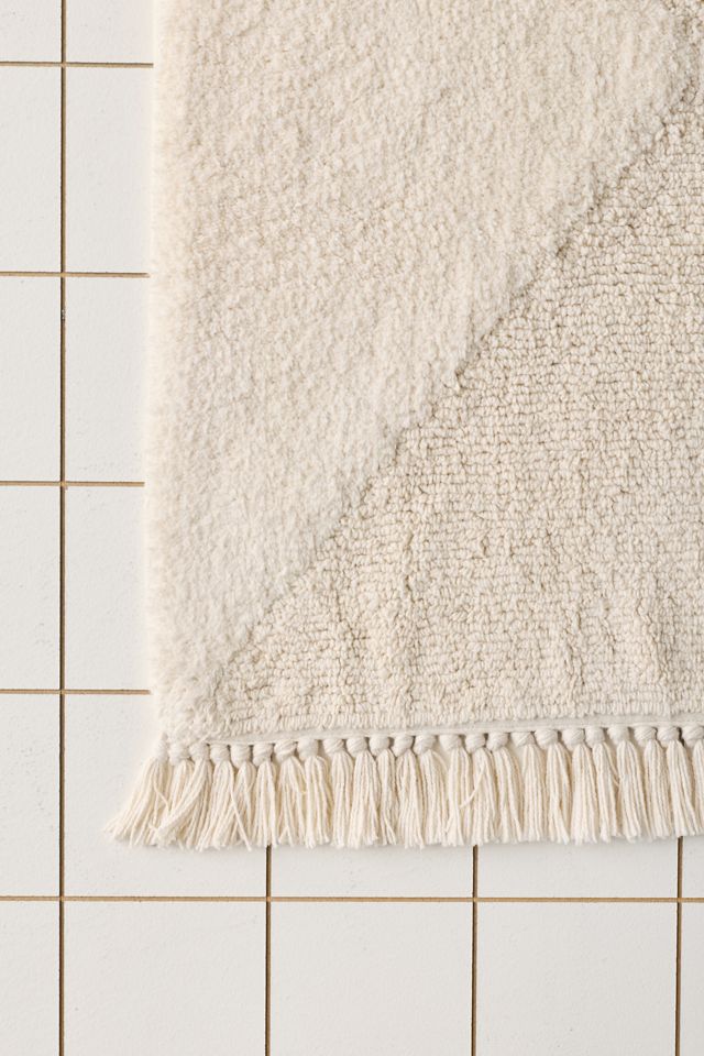 Geo Diamond Looped Tufted Runner Bath Mat #3