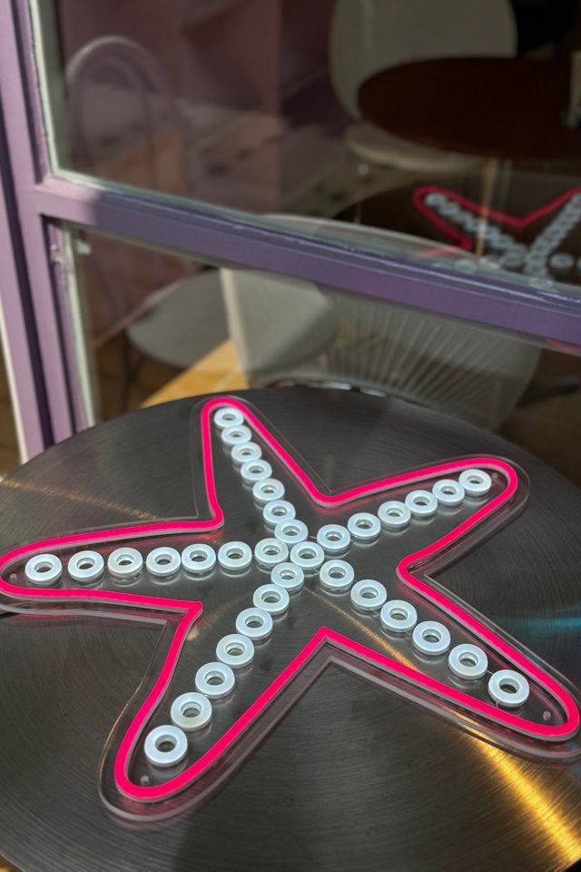 Echo Neon Starfish Neon Sign #2