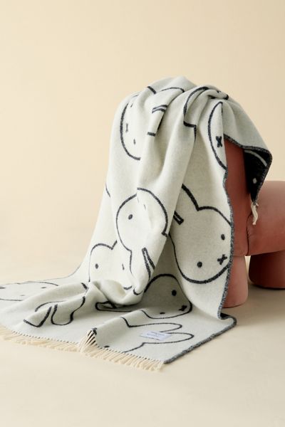 Maison Deux X Miffy Head Wool Fleece Throw Blanket