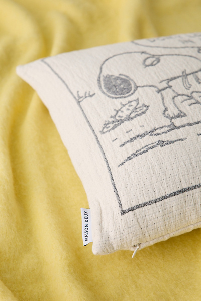 Maison Deux X Peanuts Rock Wool Fleece Throw Pillow Case