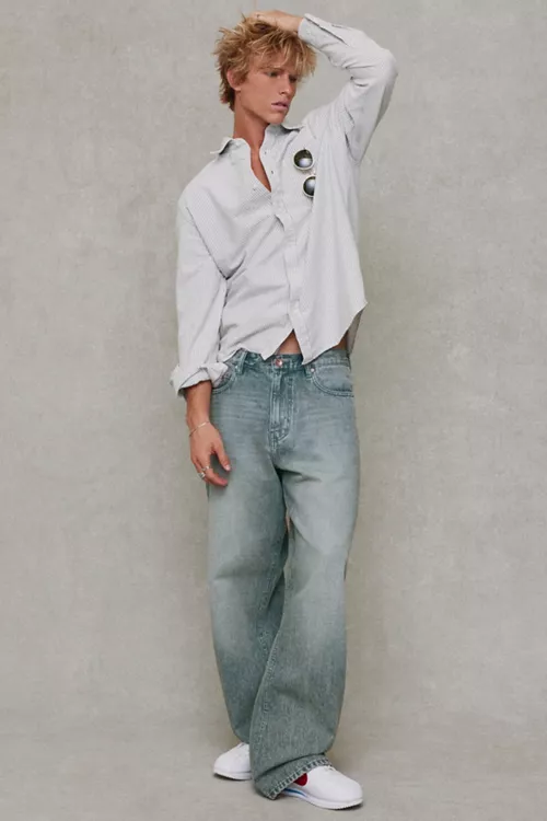 BDG Straight Bootcut Jeans