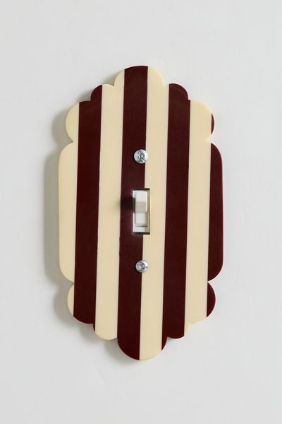 Marnie Scalloped Resin Switch Plate