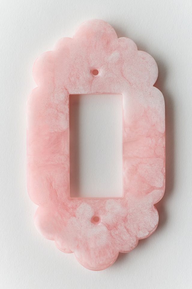 Marnie Scalloped Resin Switch Plate #1