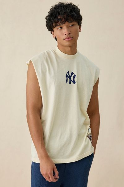 Mitchell & Ness MLB Team Logo Training Muscle Tee