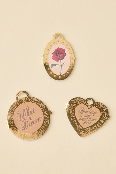 ban.do Locket Shaped Magnetic Bookmark Set