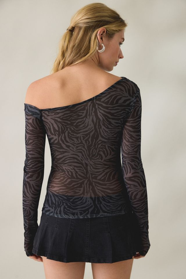 Kimchi Blue Kay Sheer Mesh Asymmetric Off-The-Shoulder Long Sleeve Top #4
