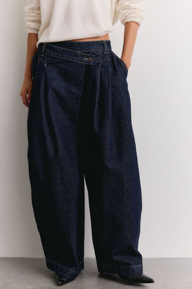 BDG Maddie Wrap Low-Rise Cocoon Jeans #1