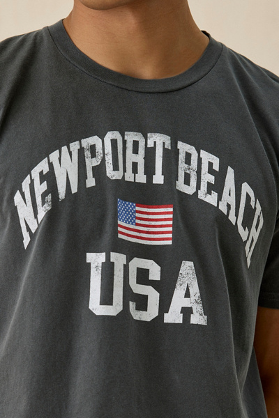 Newport Beach USA Graphic Tee