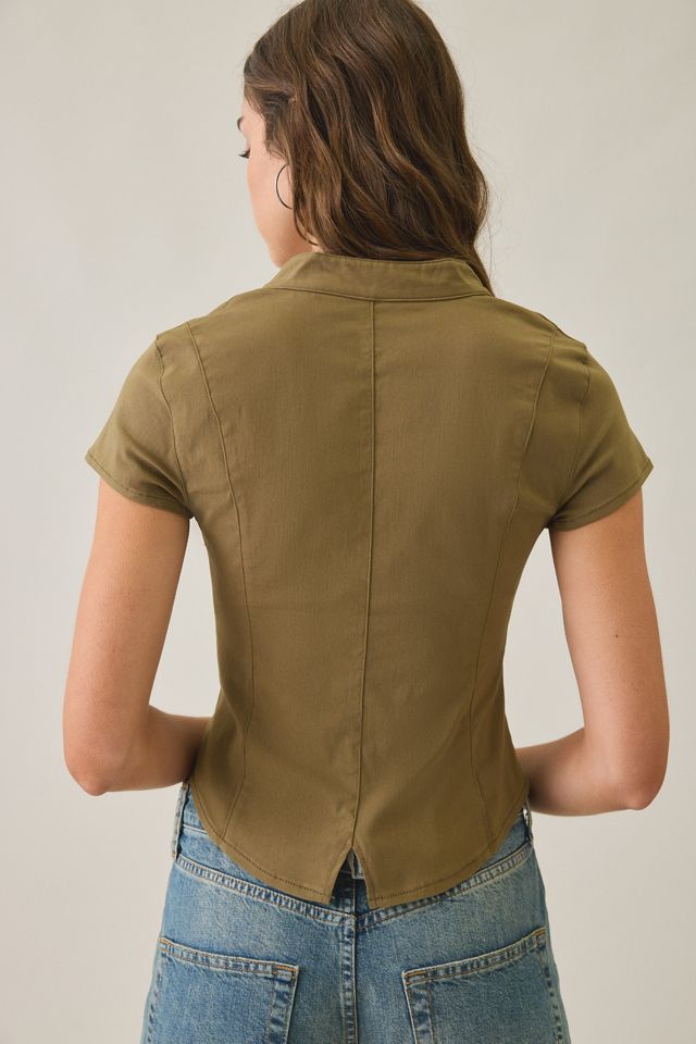 BDG Tori Short Sleeve Frog Button-Down Shirt #4