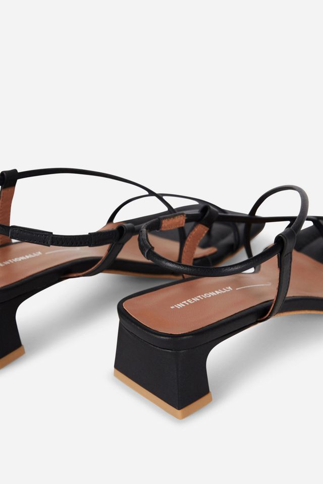 Intentionally Blank Anca Heel #4