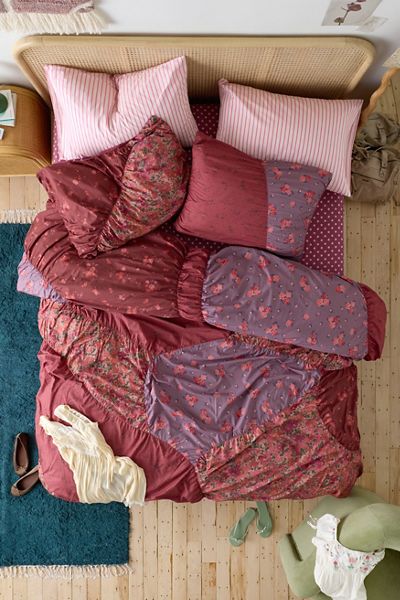 Riley Floral Printed Ruched Duvet Cover