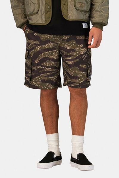 Alpha Industries CWU 36/P Relaxed Camo Short