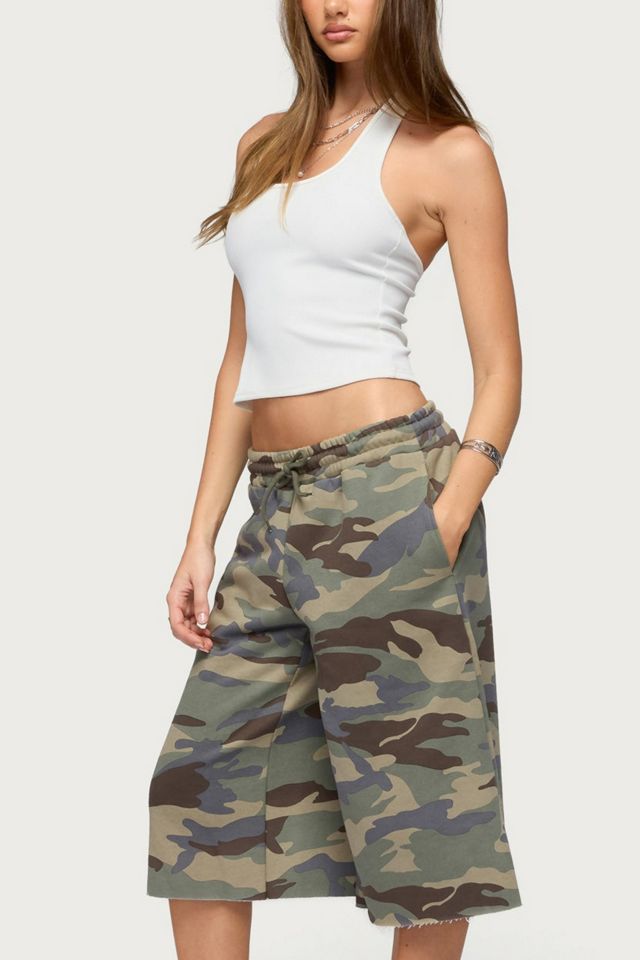 Edikted Camo Rush Oversized Bermuda Shorts #1