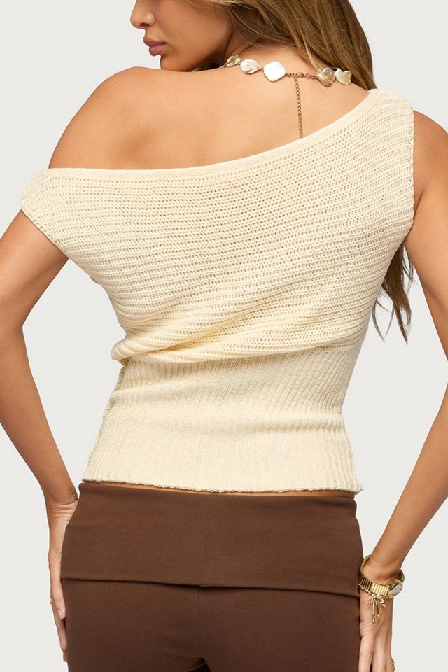 Edikted Buttoned Off Shoulder Crochet Top #4