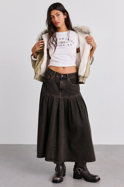 Levi’s® Yoked Pleated Denim Midi Skirt