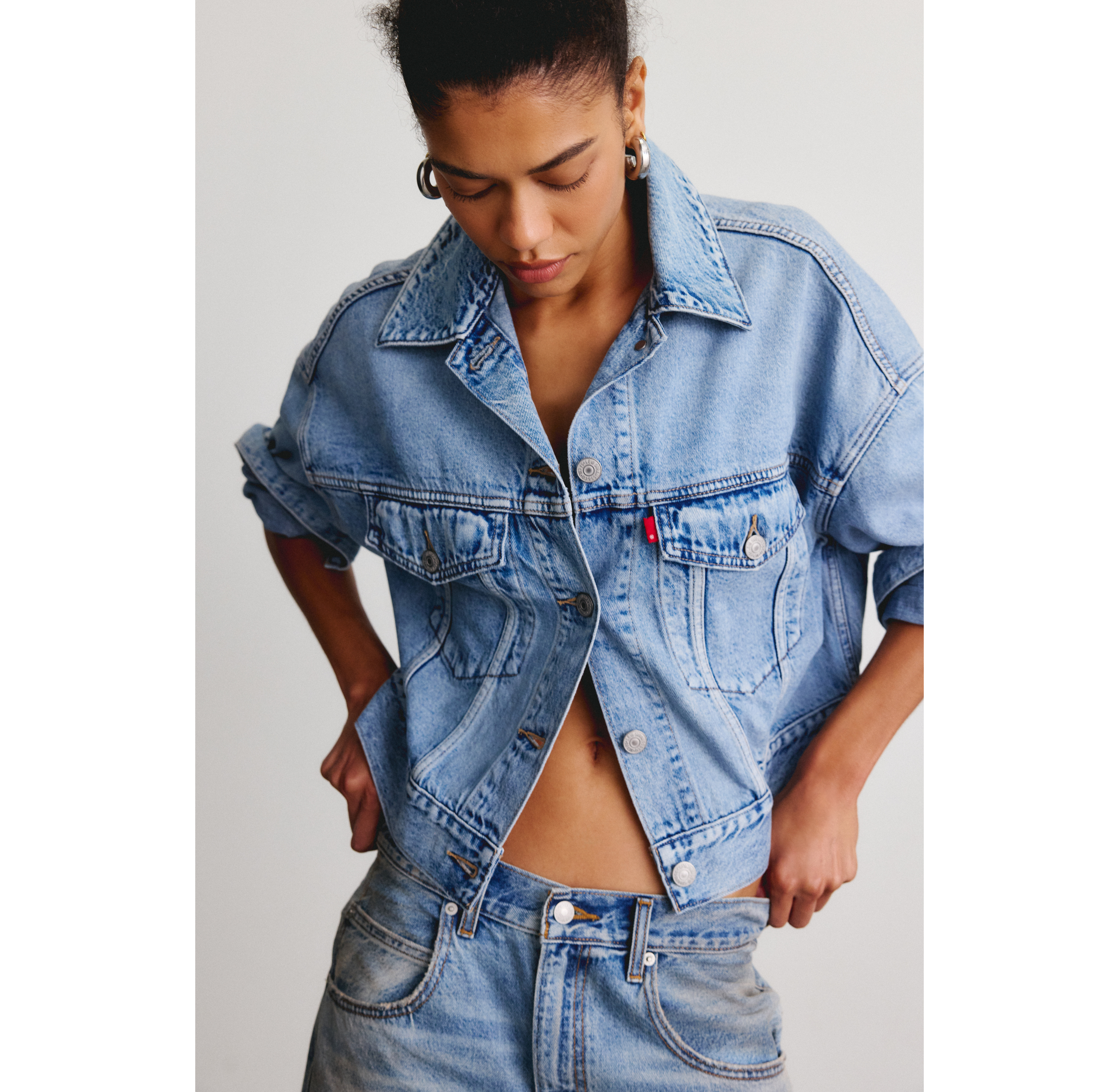 Levi’s® Loose Cropped Denim Trucker Jacket