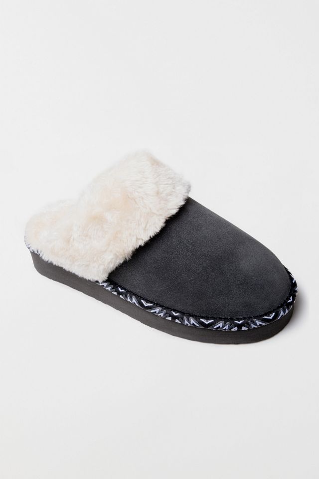 Minnetonka Cerise Scuff Slippers #2