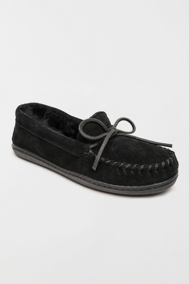 Minnetonka Women's Suede Sheepskin Slippers #1