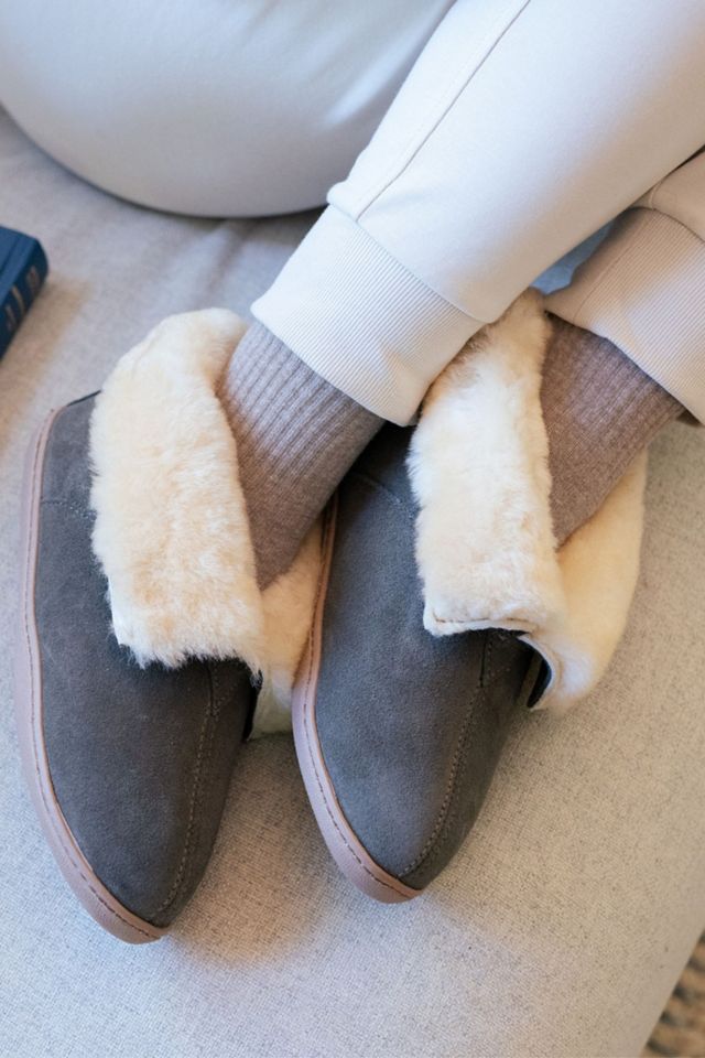 Minnetonka Women's Suede Sheepskin Ankle Boot Slippers #1