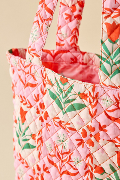 ban.do Pink Tile Floral Quilted Tote Bag